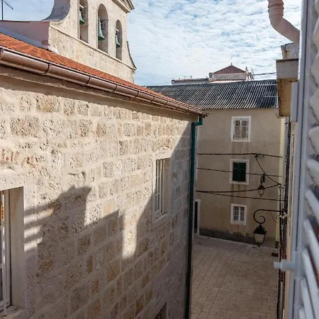 Σπίτι διακοπών Pag & Terrace Pag Town