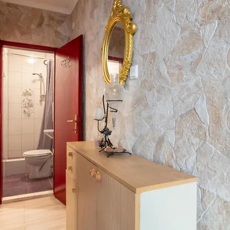 Pag & Terrace بيت للعطل *
